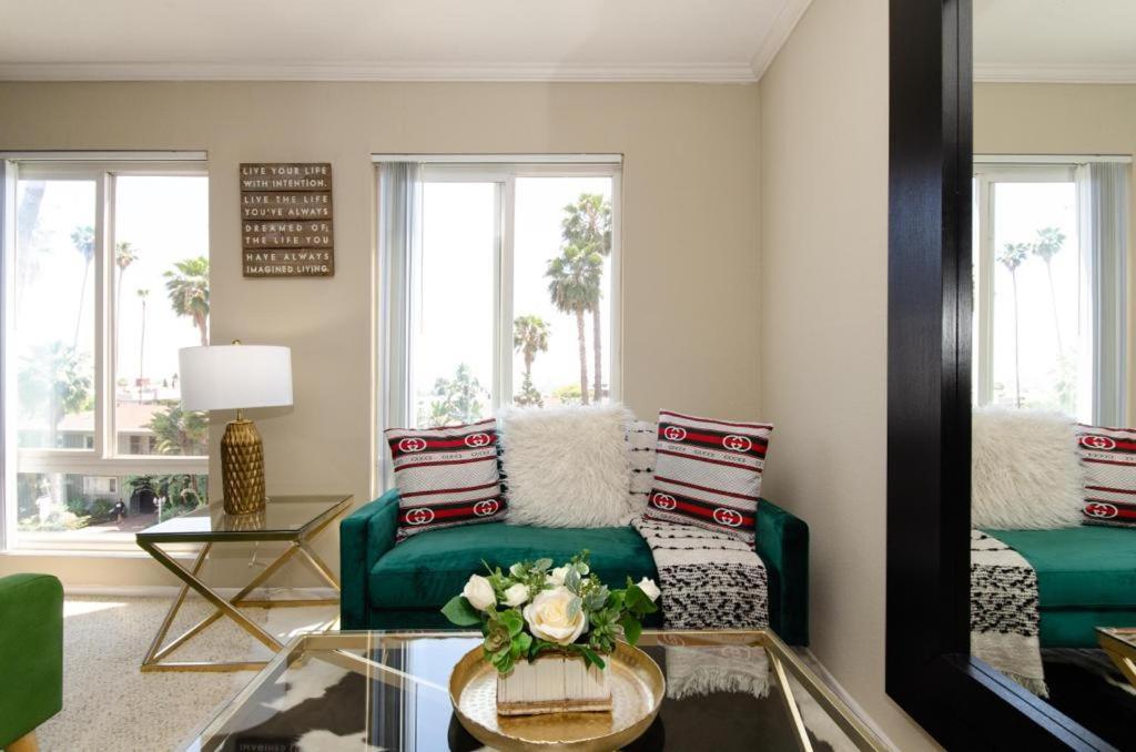 Gucci Mickey And Maxico Lofts Free Parking And Wifi Lägenhet Los Angeles Exteriör bild