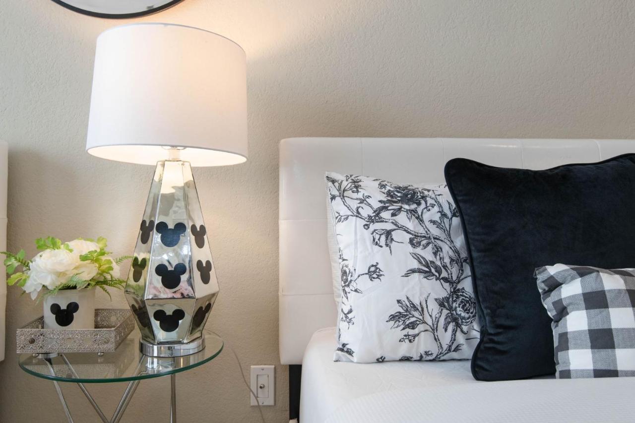 Gucci Mickey And Maxico Lofts Free Parking And Wifi Lägenhet Los Angeles Exteriör bild